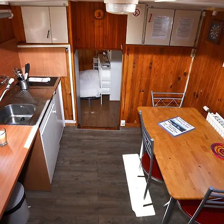 Peniche Centre Vieux Confluence Apartment Lyon