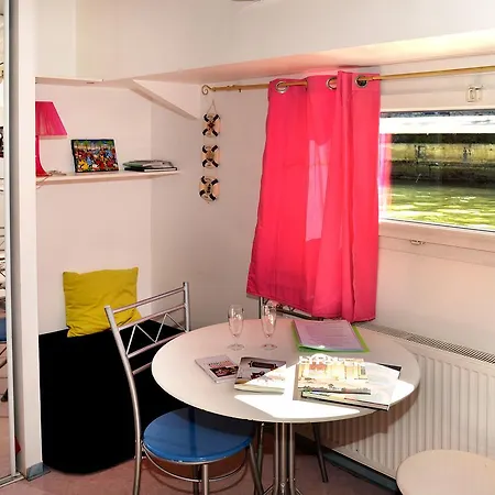 Peniche Centre Vieux Confluence Apartment *