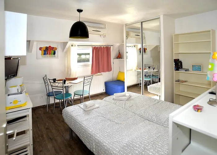 Peniche Centre Vieux Confluence Apartment *